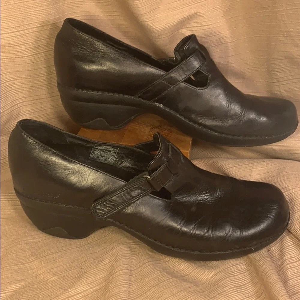 Patagonia leather classic shoes sz42/11 Great Find